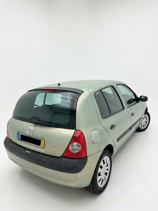 Renault Clio 1.2 – Económico e Fiável