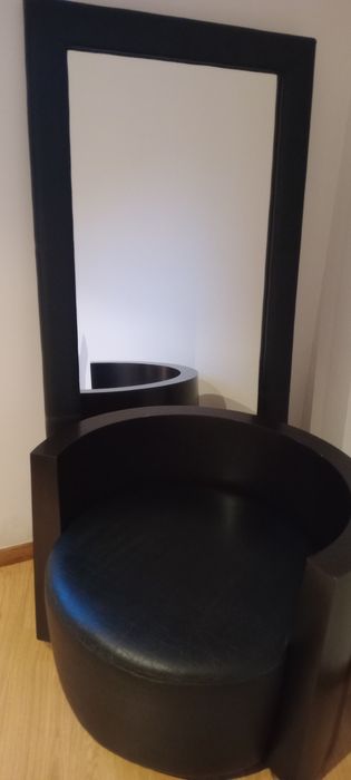Cadeira Circular Wengue Decoração