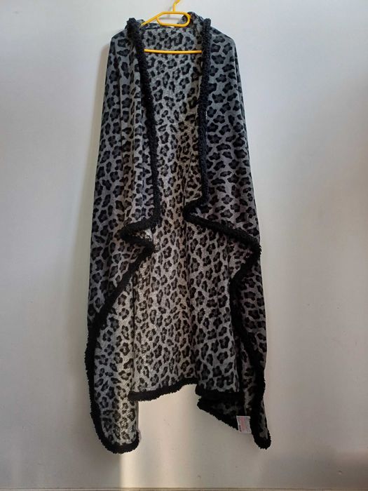 Koc z kapturem, ponczo 120x160