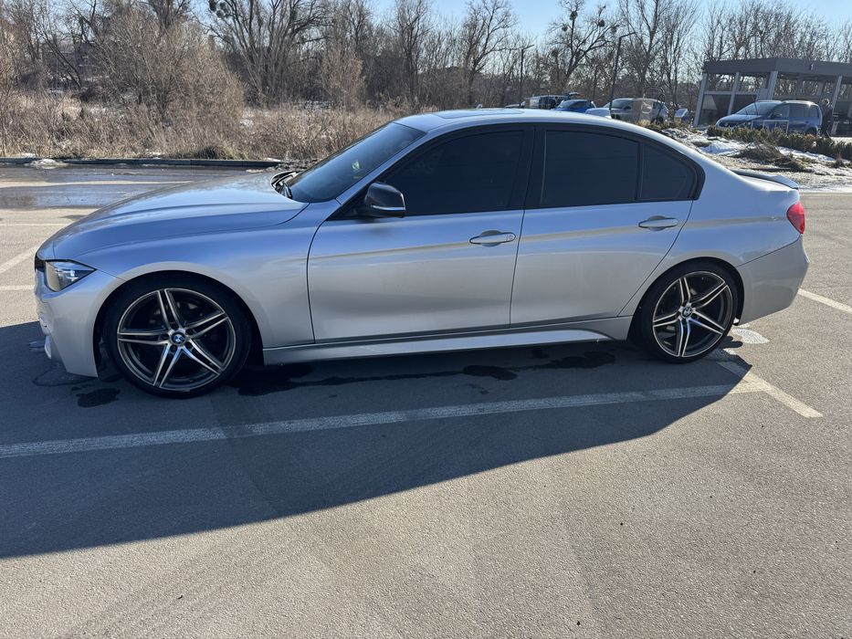 BMW F30 328 2012