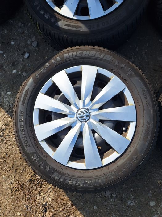 Koła zimowe VW T roc 205 60 r16