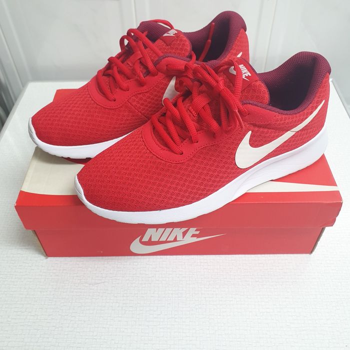 Tenis Nike Tanjun