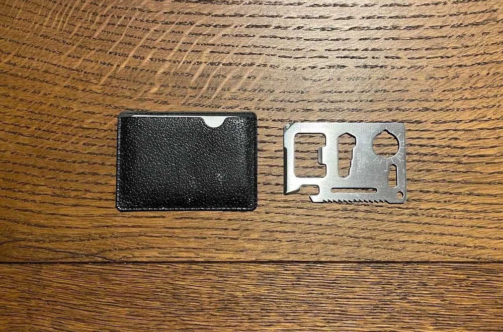 Karta przetrwania 10 w 1 / multitool
