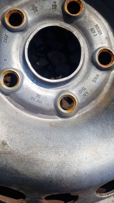 Felgi stalowe VW Seat Skoda 6Jx15 ET47 1K0601.027T Kpl.