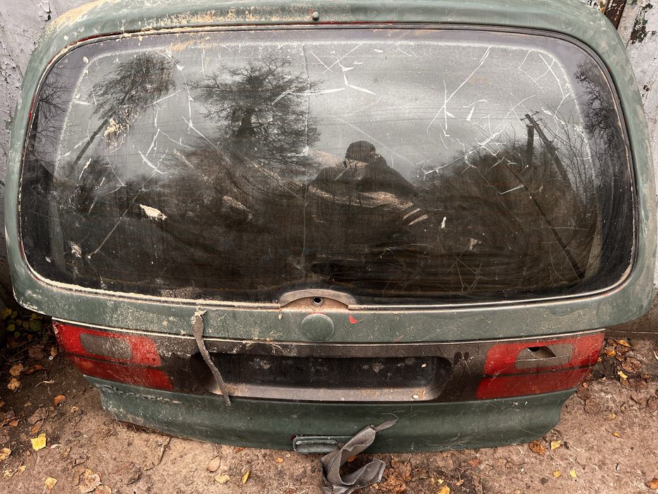 Стекло volkswagen sharan