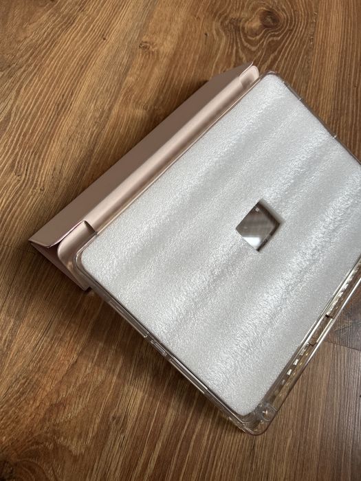 Ipad 9 gen case w kwiatuszki