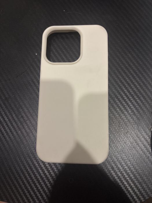 Новий чохол на IPhone 15 pro