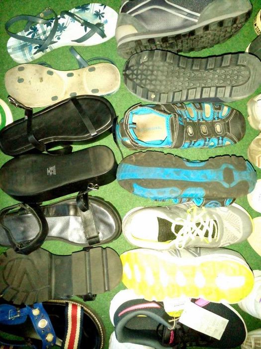 Взуття жіноче р-р 39 +- продам або обміняю. Самовивіз