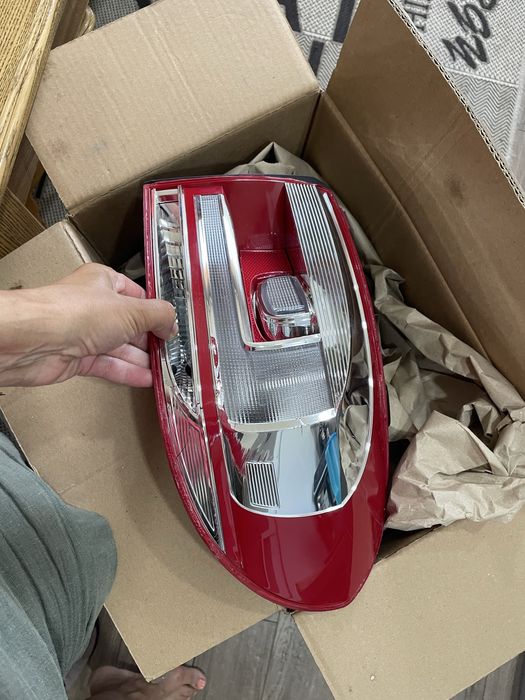 оригінальна фара від Volkswagen Tiguan