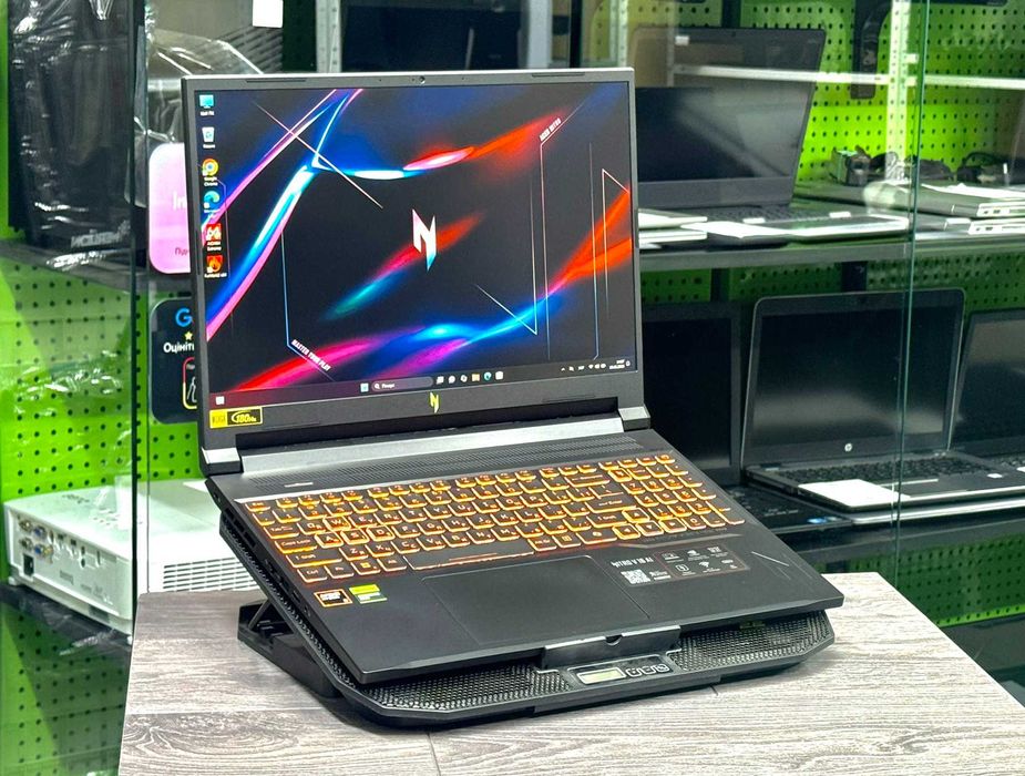 Ігровий Acer Nitro V16 ANV16-42 / RTX 5050 / AMD Ryzen 5 240 / 180Hz