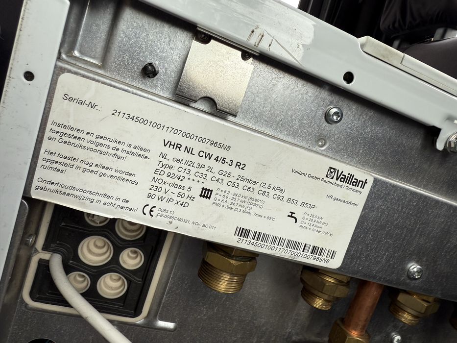 Vaillant VHR NL CW 4/5-3 R2 – kocioł gazowy 28 kW – CWU + CO