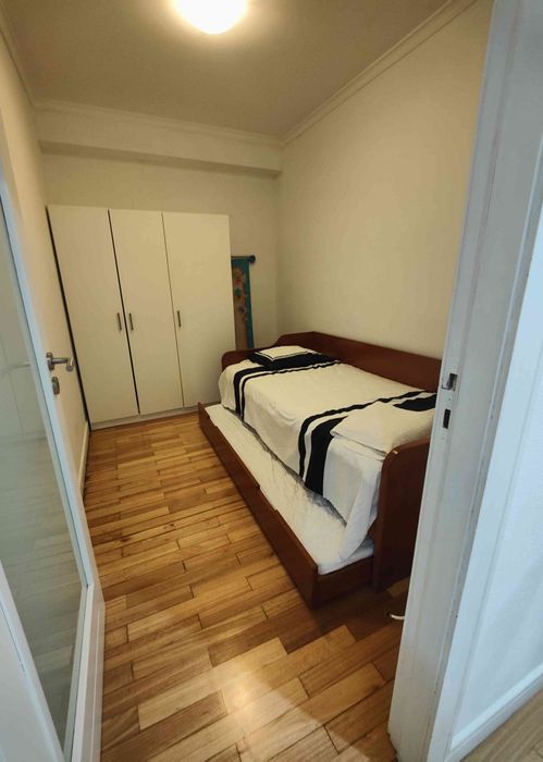 Apartamento T1 com garagem e piscinas