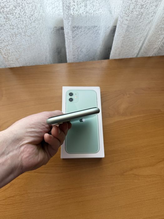 IPhone 11 на 128 гб