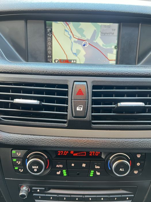 Продам BMW X1  2.0 Dizel