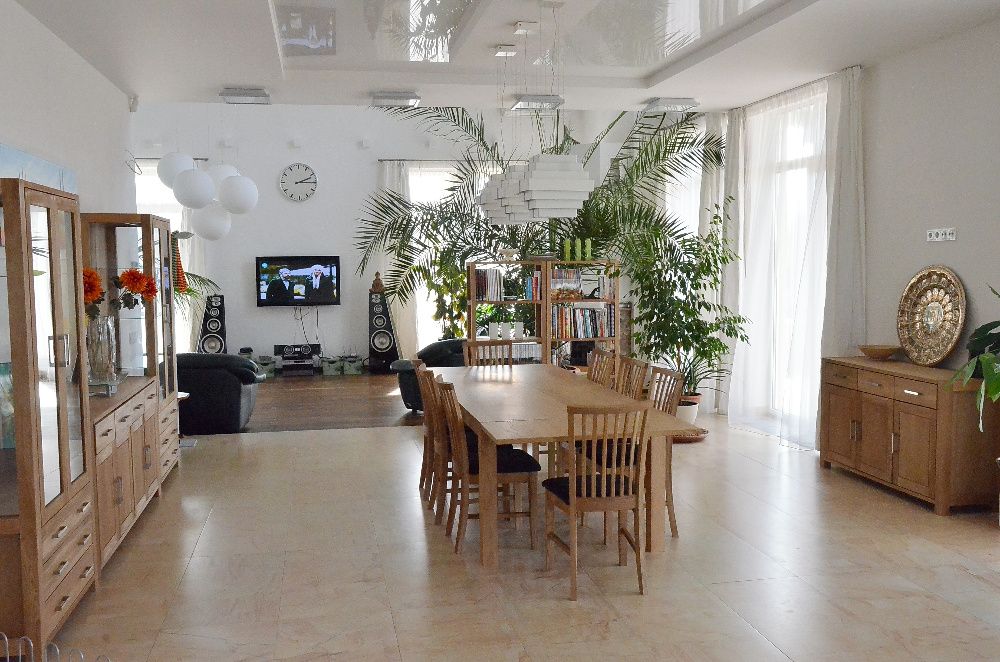 Продам дом с.Орловщина на берегу реки