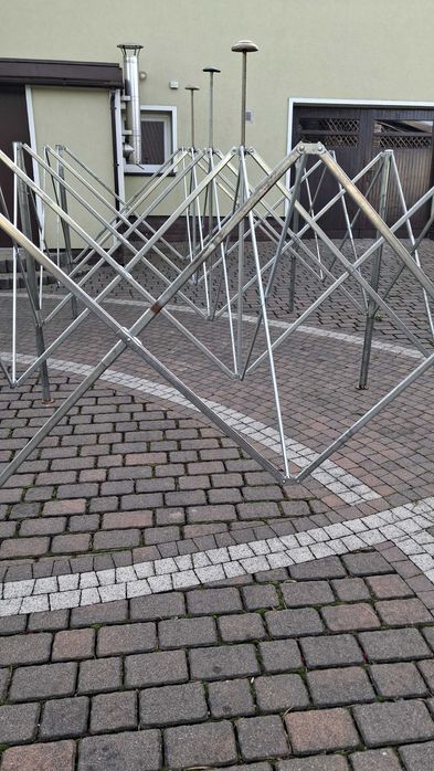 Namiot ekspresowy używany