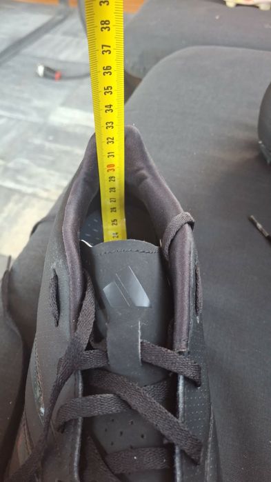 Korki adidas rozmiar 44