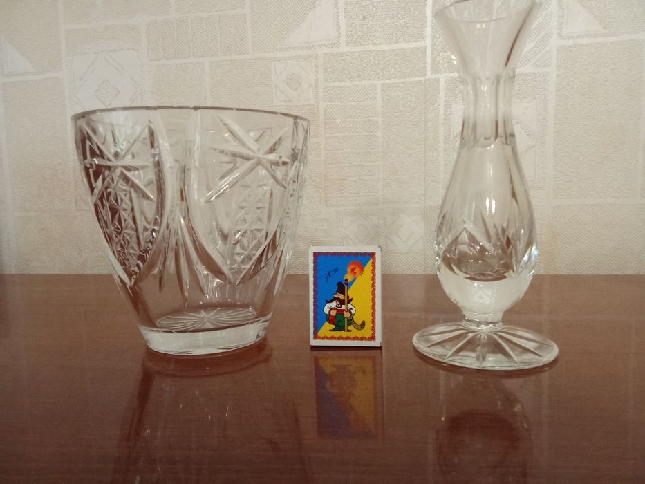 Вази кришталеві маленькі