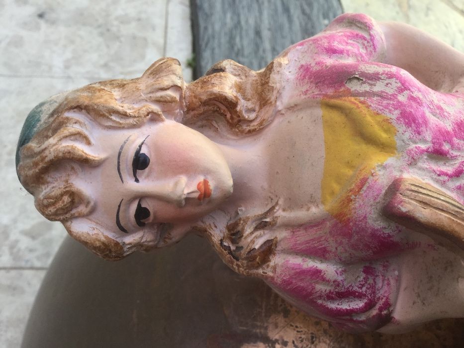 Escultura Portuguesa terracota das Caldas da Rainha séc XIX 40cm.