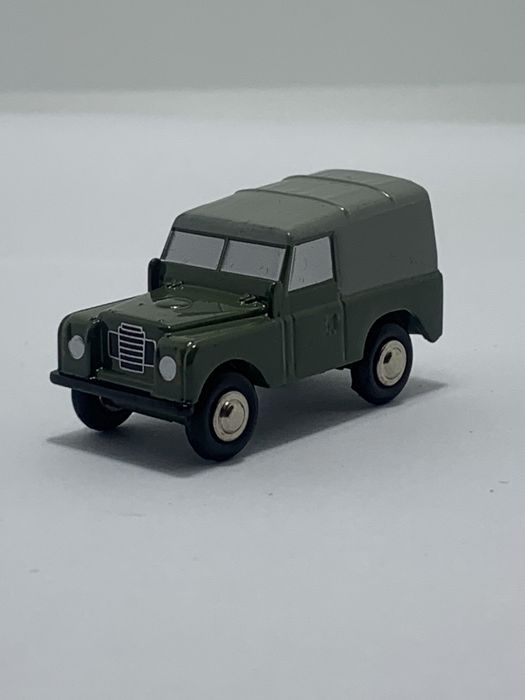 Land Rover lll Schuco Piccolo 1:90