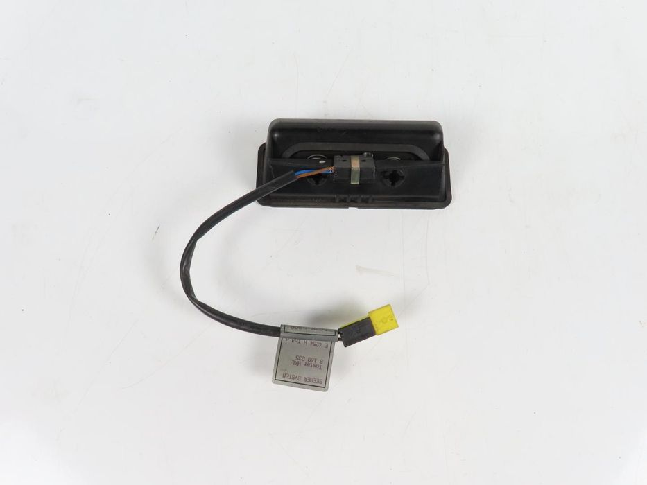 Interruptor Tampa Mala Bmw 5 Ref: 51248168035 1995 - 2010