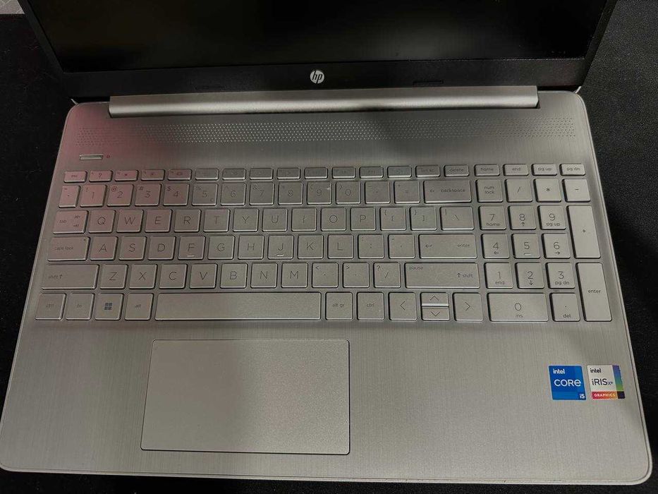 Laptop HP 15s i5-1235U STAN IDEALNY