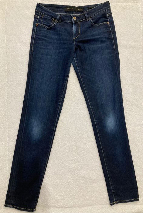 Jeansy Guess damskie