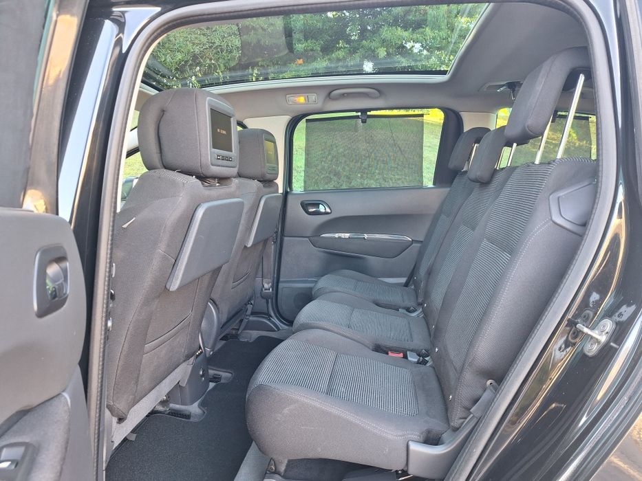 Peugeot 5008 1.6 HDI Allure 7 lugares Nacional