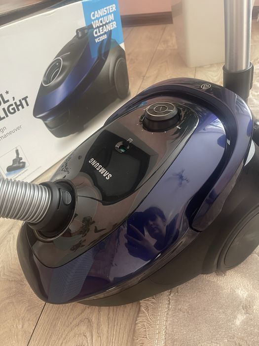 Пилосос самсунг новий