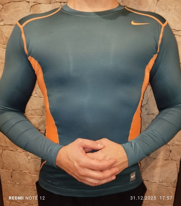 Koszulka termoaktywna Nike pro combat L