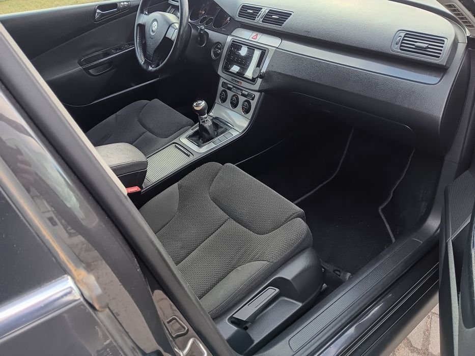 Volkswagen Passat b6 1.9tdi 105km 6biegow Bez Rdzy