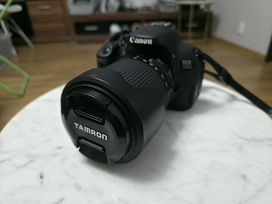 Canon EOS 700D + 2 obiektywy