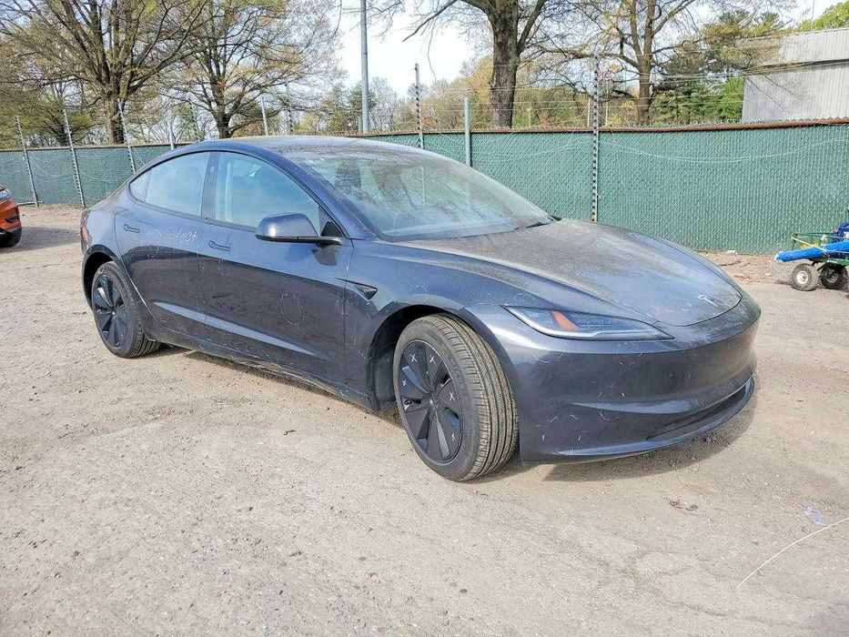 Tesla  MODEL 3 2024