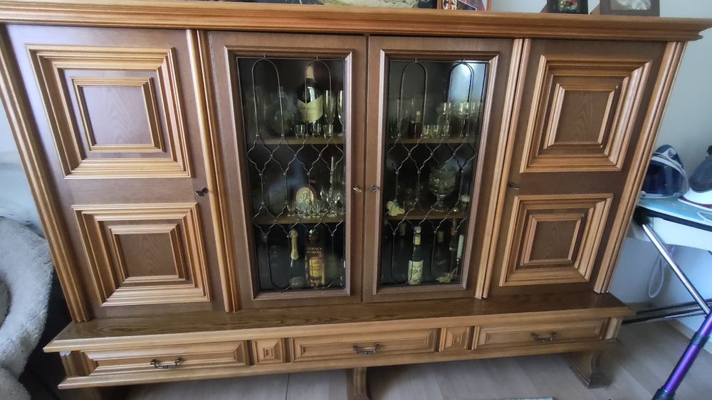 Kredens antyk polecam