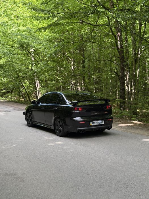 Продам lancer x.