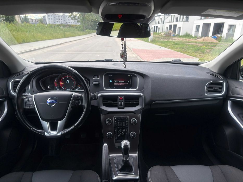 Samochód Osobowy Volvo V40