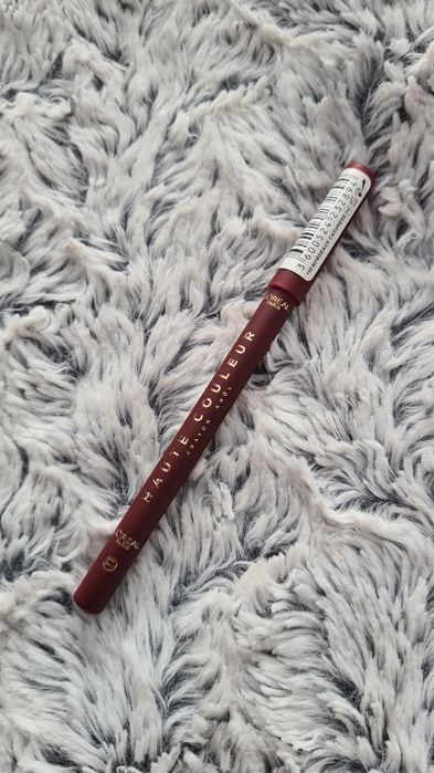 Loreal kredka do oczu nr 150 Bordeaux Cashmere. Loreal Haute Couleur.
