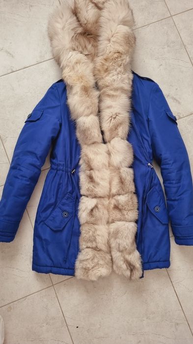 Парка з натуральним хутром  M-L розмір