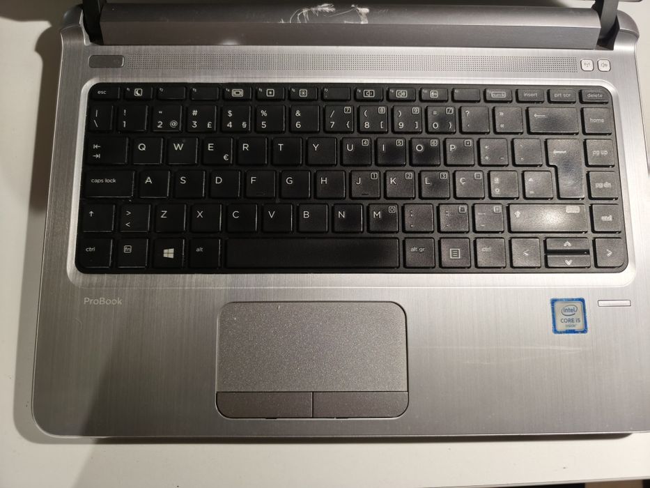 Portátil HP ProBook 430 G3 – Não Liga / Sem disco / Sem carregador