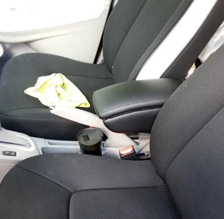 Подлокотник Renault Zoe, Рено Зое
