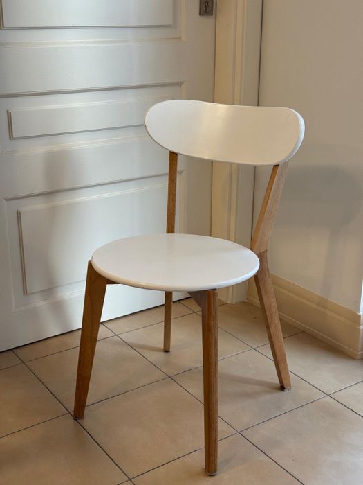 4 krzesła jegind firmy jysk