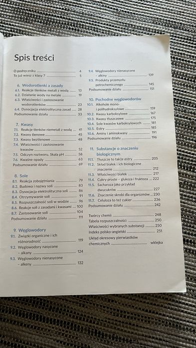 Podręcznik do Chemi ciekawa chemia klasa 8