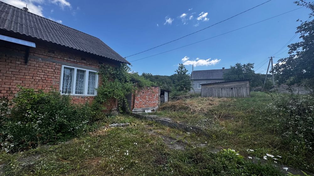 Продам цегляний будинок 80 соток