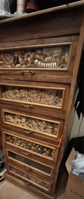 Armário para arrumações estilo rústico