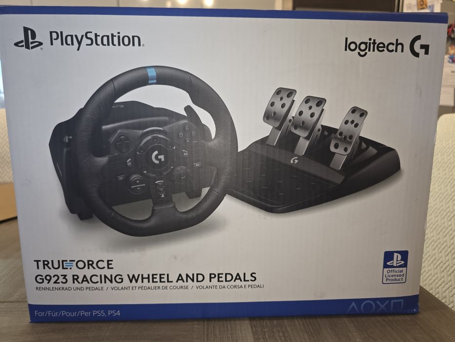 Logitech G923 PS5 PS4 PC
