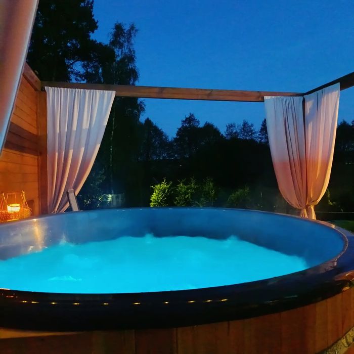 Domek przy lesie i lawendzie z sauną i jakuzzi