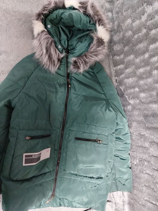 Продам теплу зимову курточку