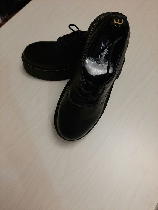 Мартинсы 37 р.женские туфли оксфорды