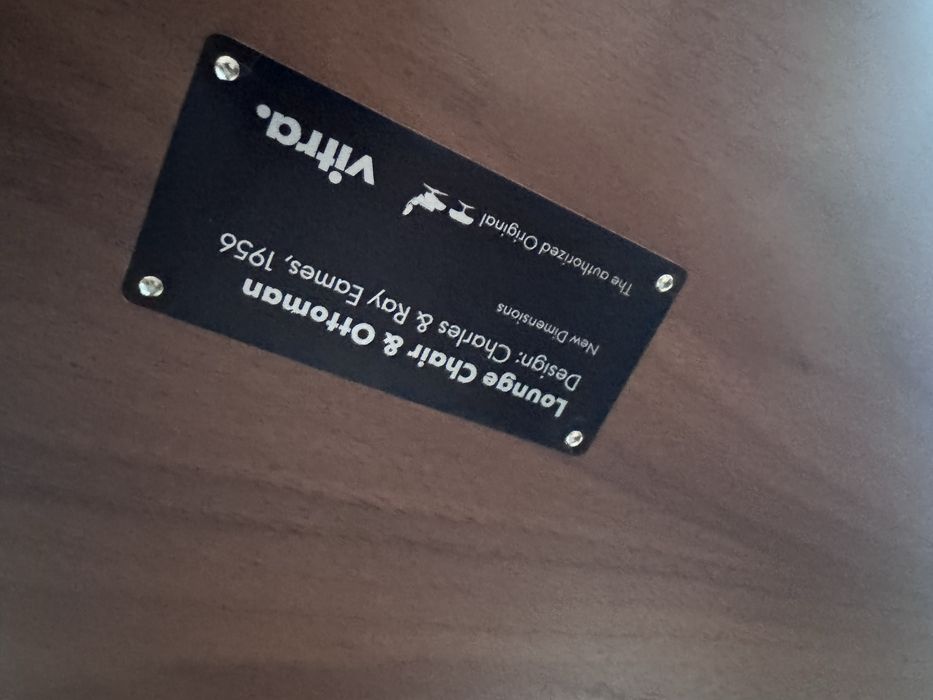 Vitra lounge  chair + ottoman fotel  walnut