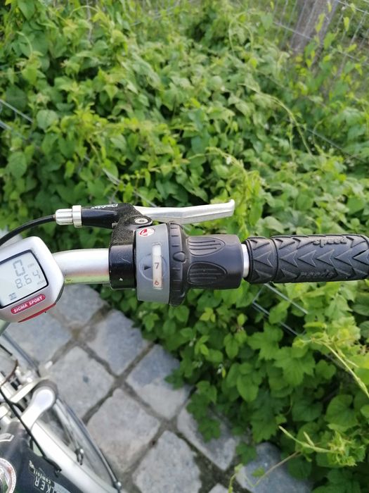 Aluminiowe rower damski Rixe. Koła 28"